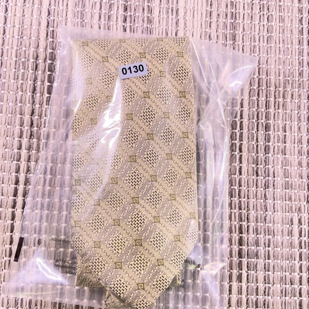 Giorgio Ferri Mens Gold Blue Geometric Diamond Silk Tie Made in Italy 59x3.75
